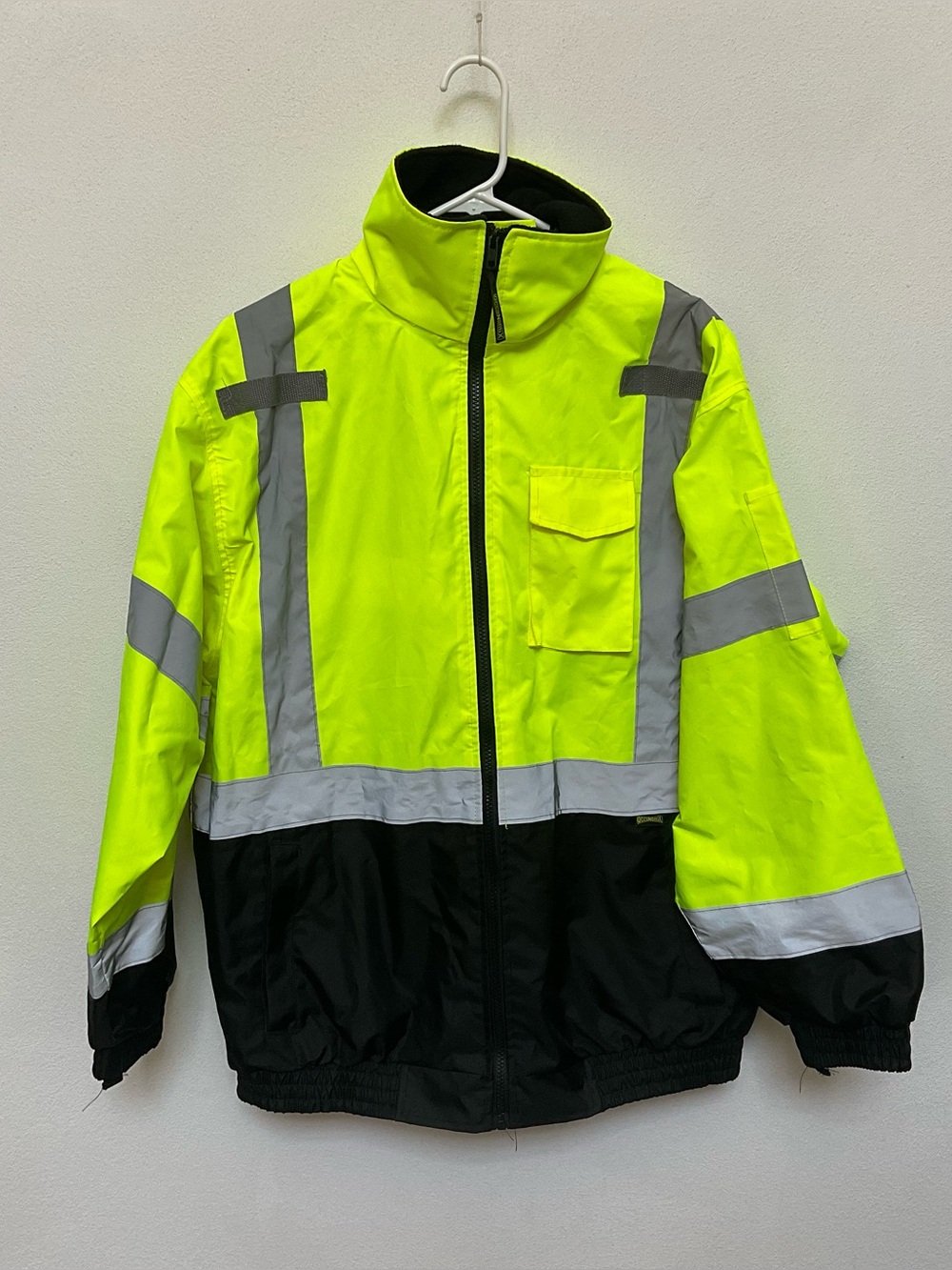 Occunomix Men's Type R Class 3 Neon Green Polyester Work Jacket Size Medium